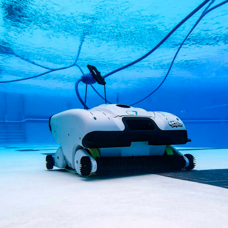 Dolphin - C7 Robot limpiafondos piscina pública
