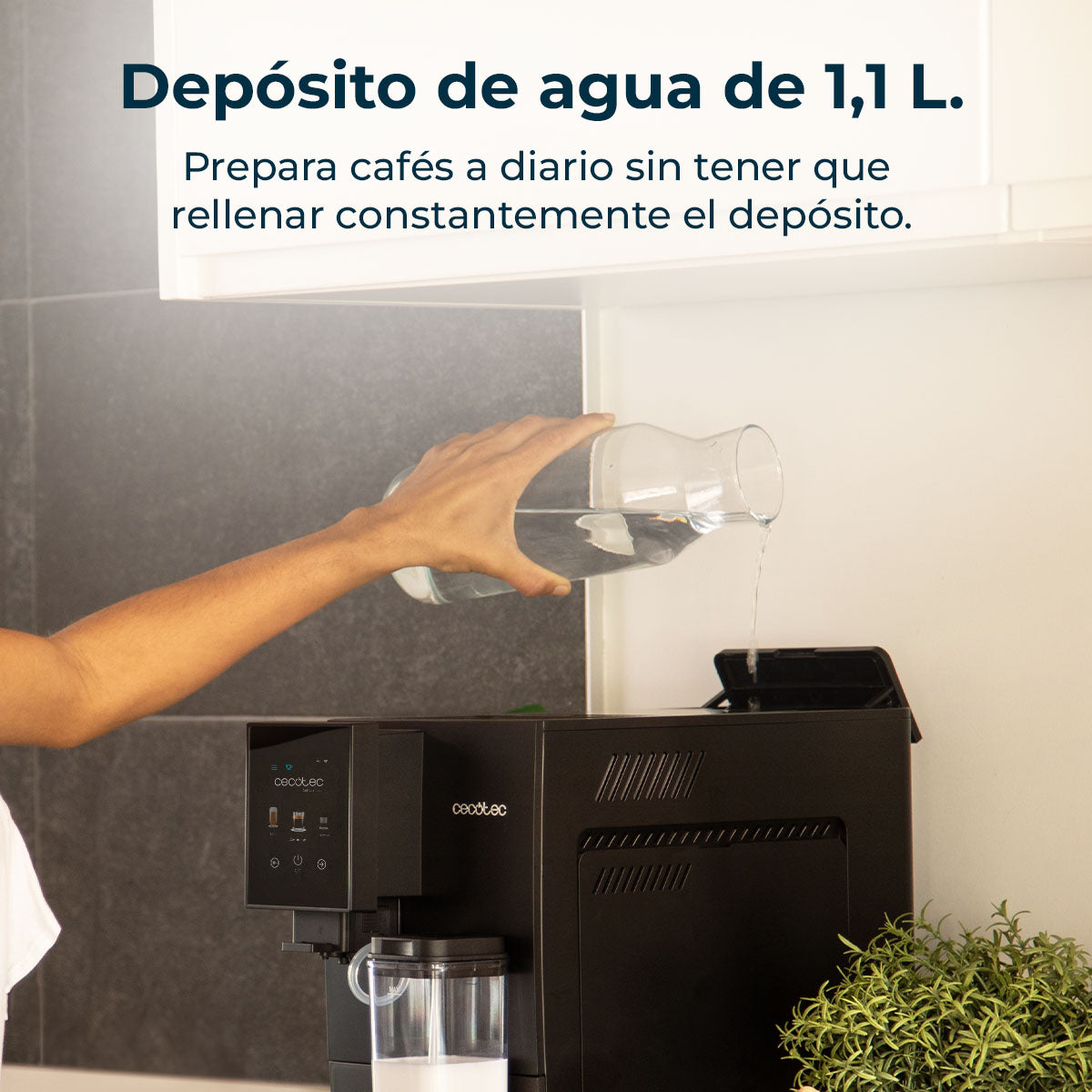 Cecotec Cremmaet Compactccino Connected