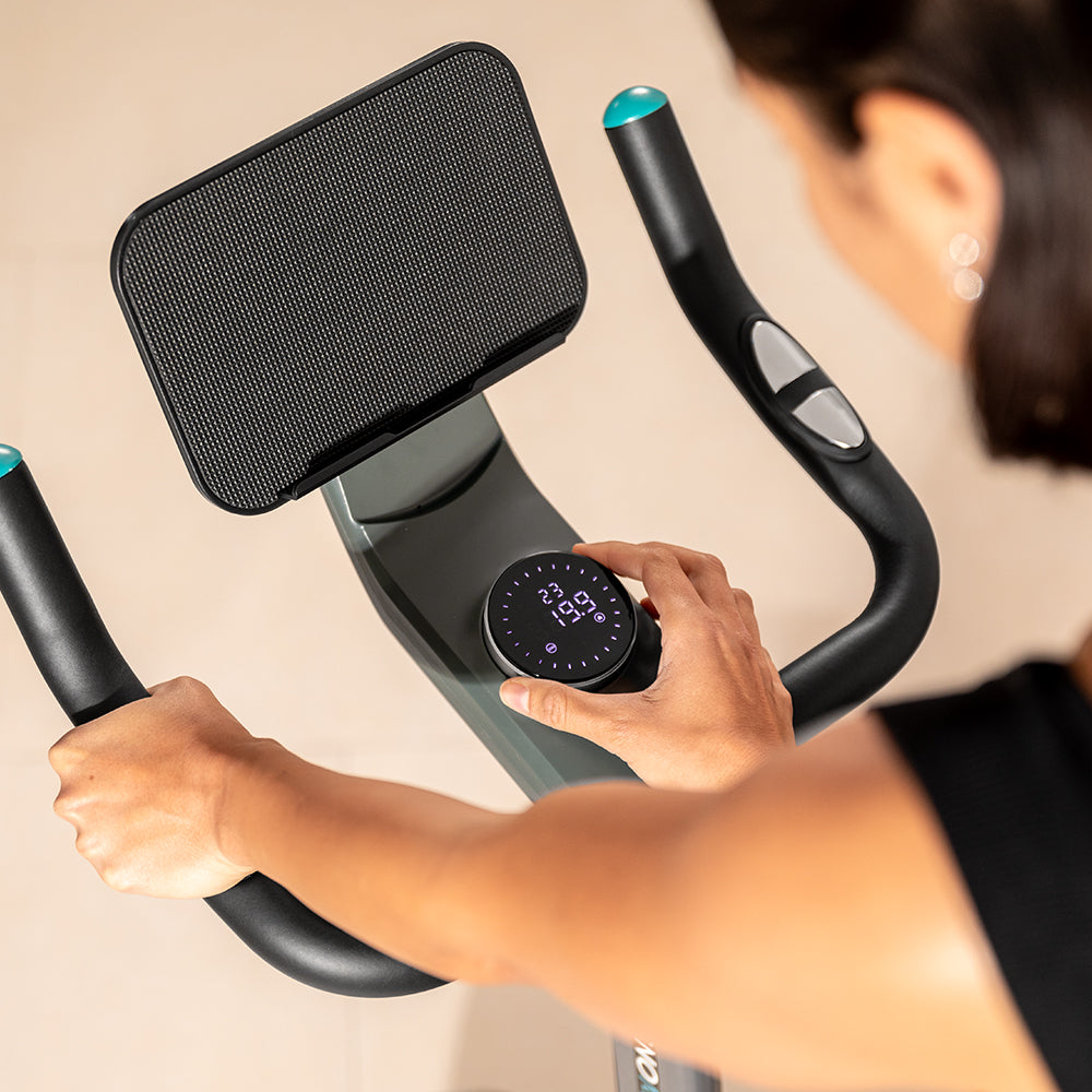 Cecotec DrumFit Indoor 10000 MagnoMotor Conectado Kinomap Volante De Inercia 10 Kg Y Ajuste Automático De Resistencia