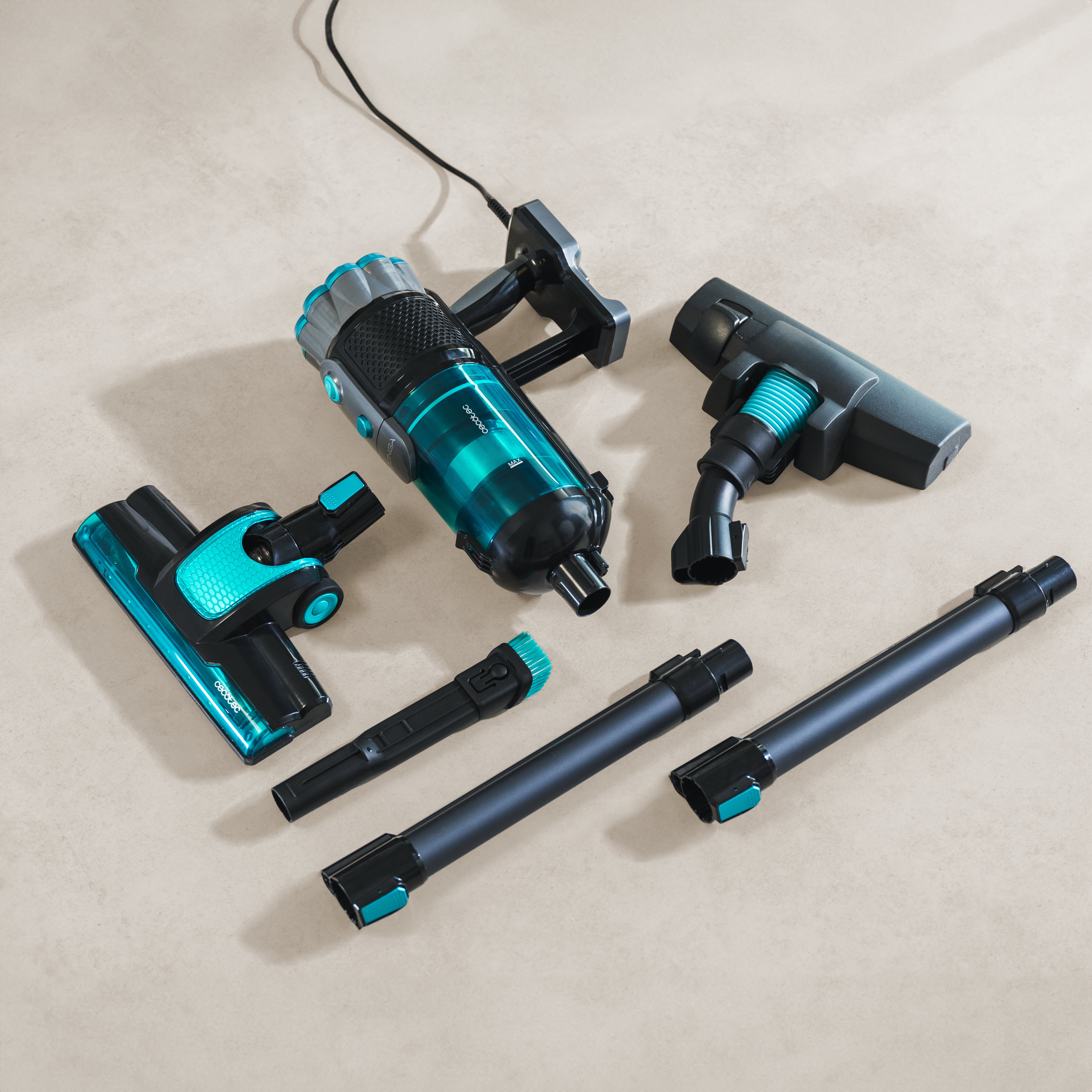 Cecotec Conga 700 PowerHead Aspirapolvere 615 W UltraPower Tecnologia di Aspirazione Potente