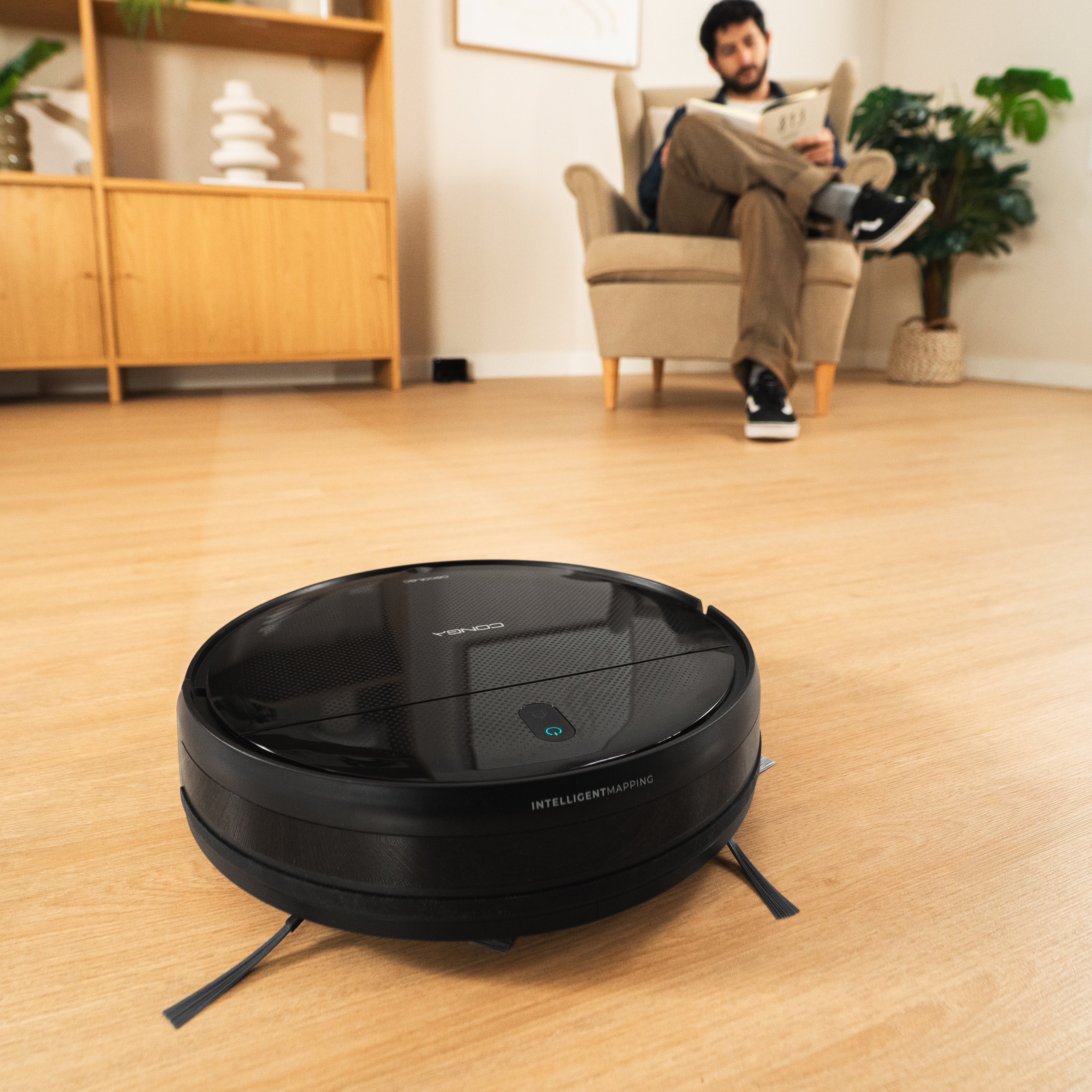 Cecotec Conga M10 Aqua Robot Aspirapolvere 3000 Pa Navigazione Giroscopica Fino a 150 Metri Quadrati Batteria 2000 mAh Mocio