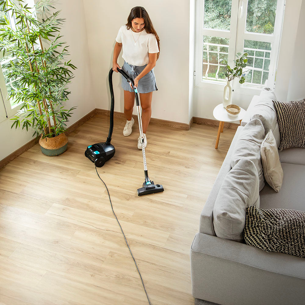 Cecotec Conga PowerBag 2000 Compact Plus Aspirapolvere Trineo 800 W 16 kPa per Pavimenti Duri e Tappeti