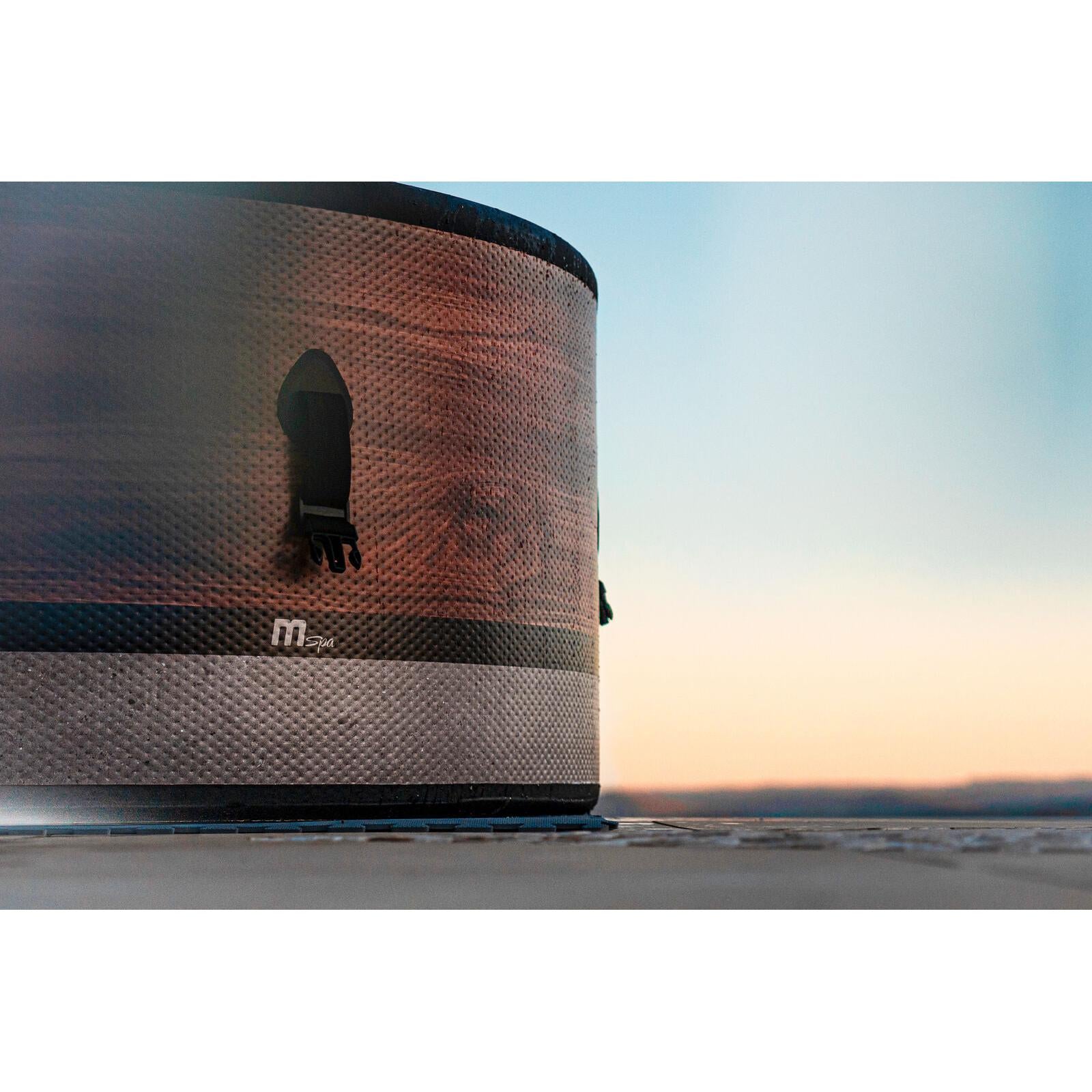 Mspa - Hartes quadratisches Spa Oslo Plus 4-6 Personen