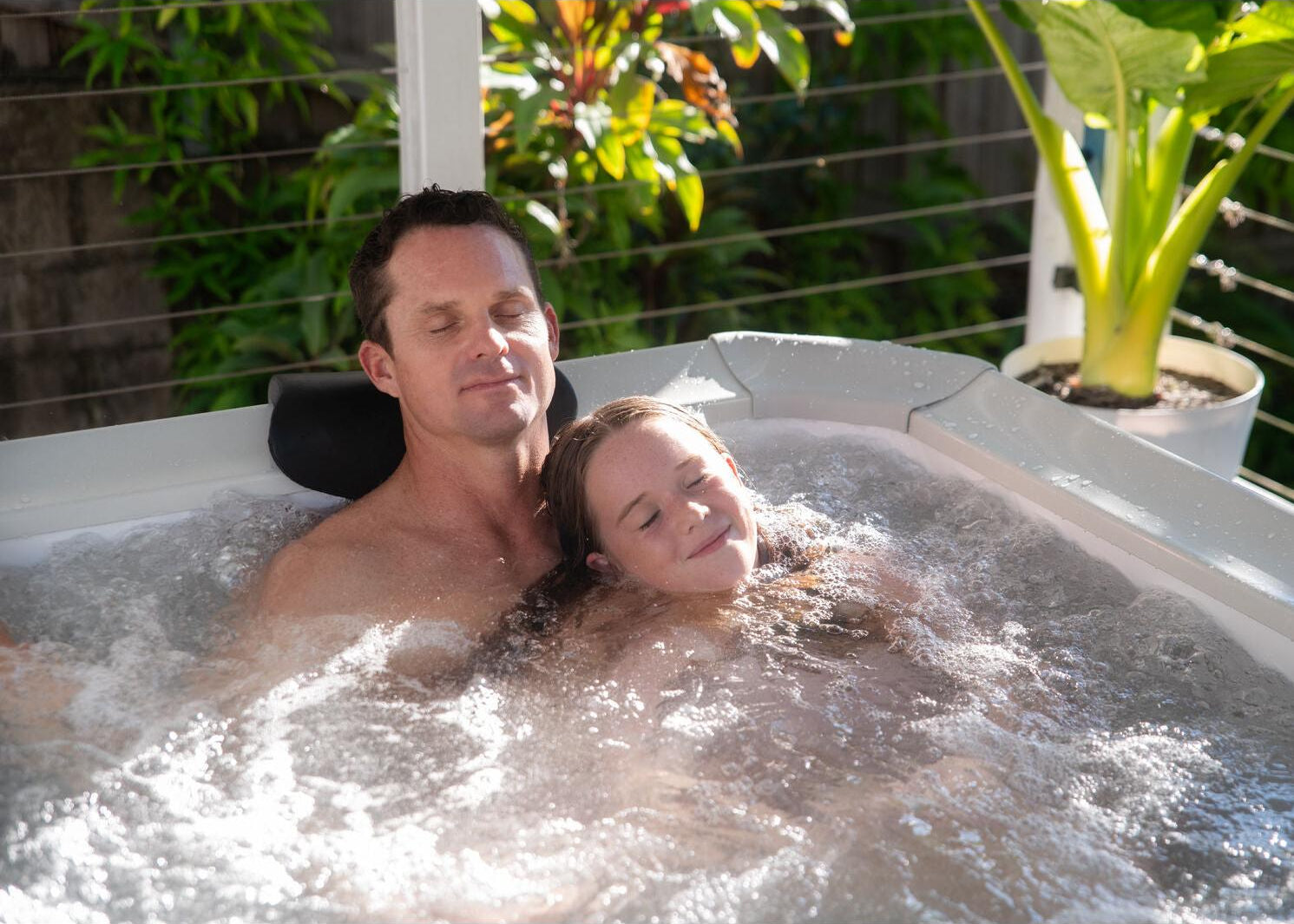 Mspa - Hartes quadratisches Spa Oslo Plus 4-6 Personen