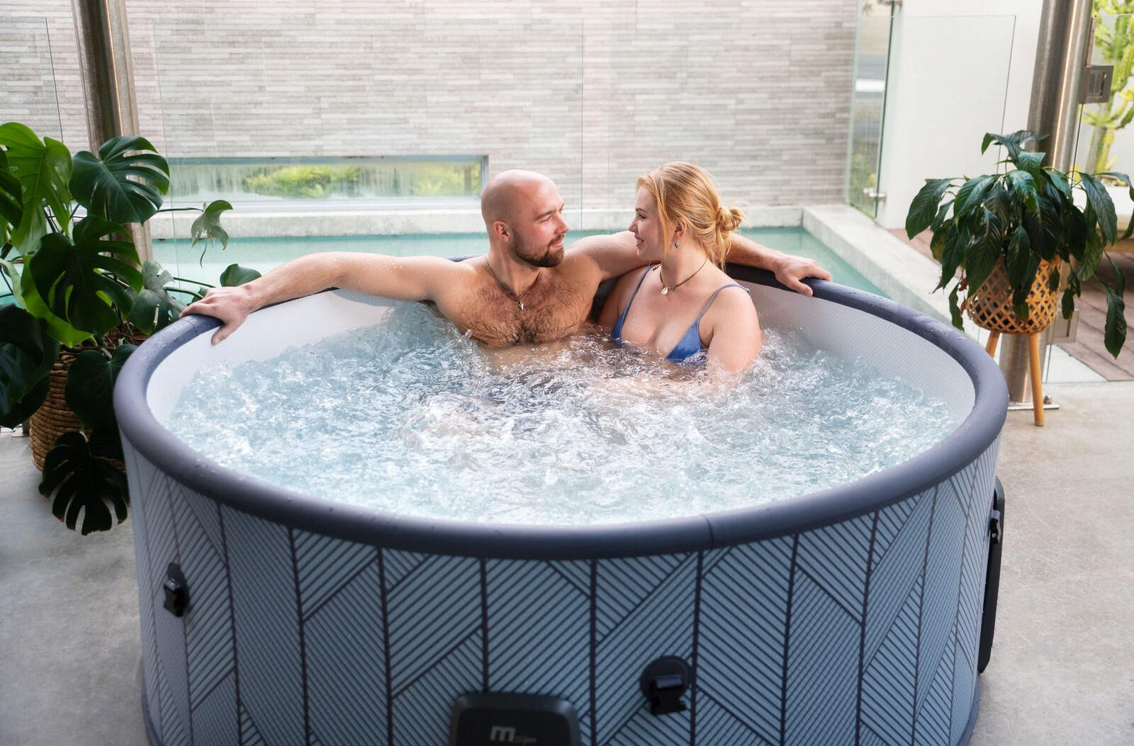 Mspa - Hartes quadratisches Spa Oslo Plus 4-6 Personen