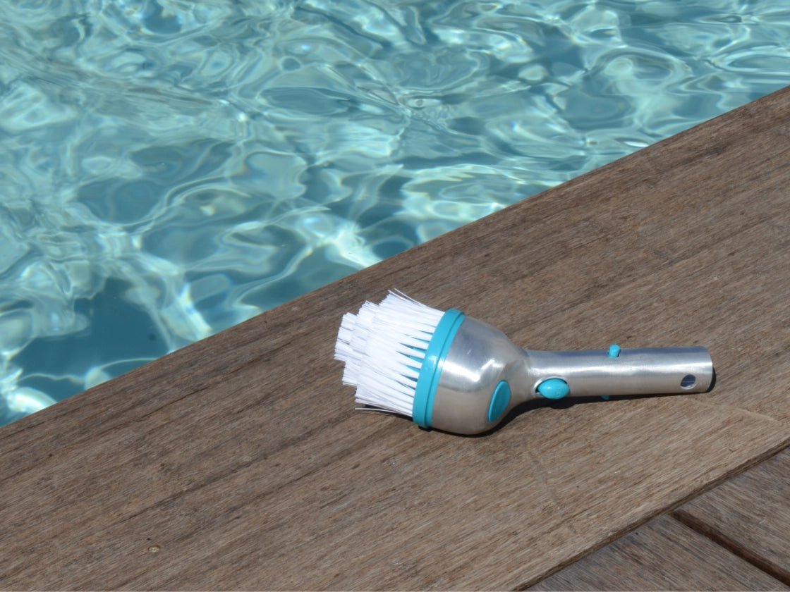 Bayrol - Cepillo esquinas dificil accesos - BricoandPool