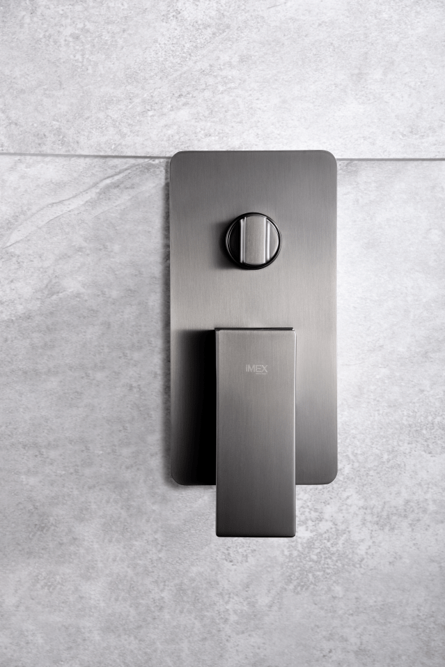 Imex - Conjunto ducha monomando empotrado Catania black gun metal - BricoandPool