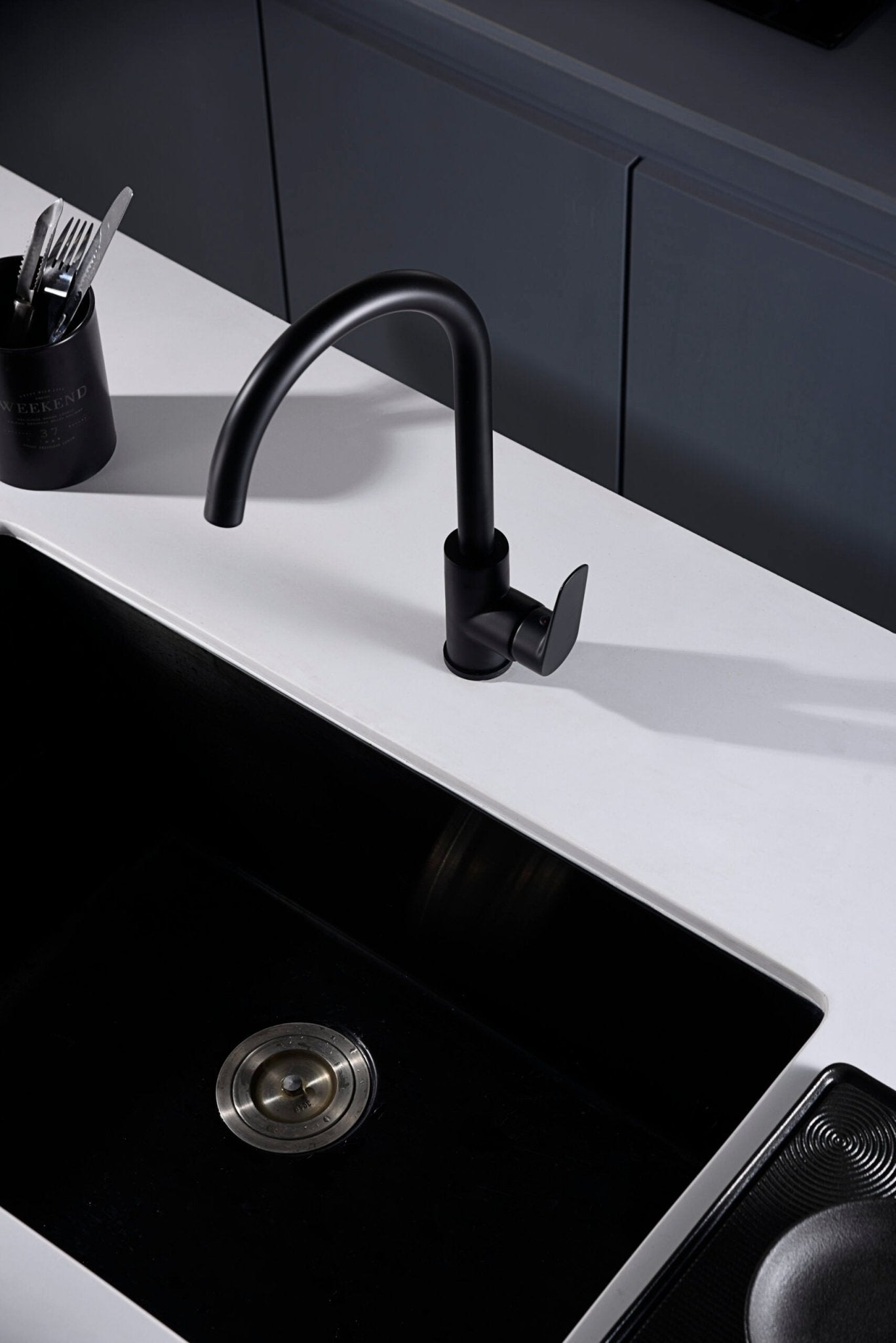 Imex - Grifo de cocina BELGICA negro mate - BricoandPool