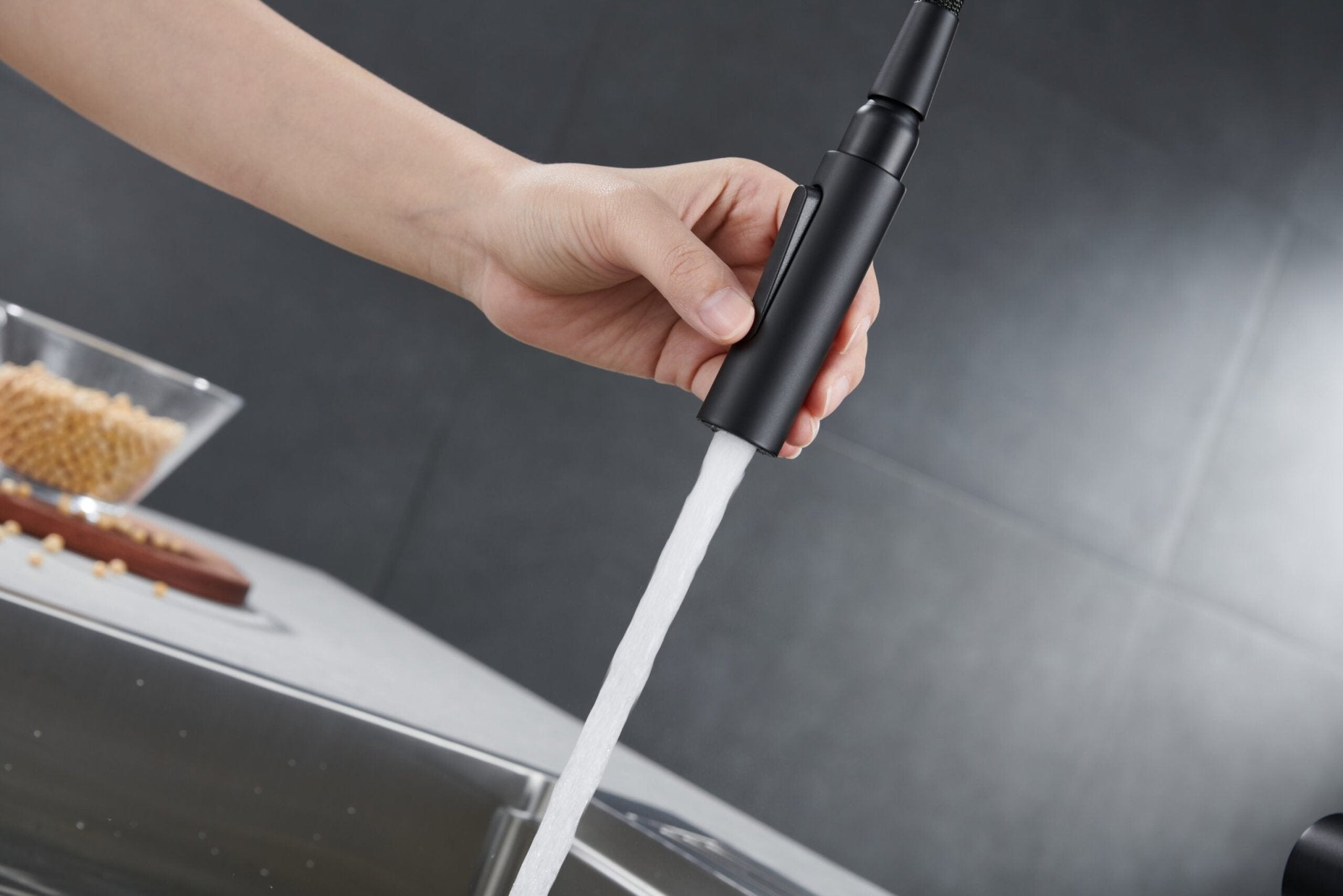 Imex - Grifo de cocina BERNA negro mate - BricoandPool