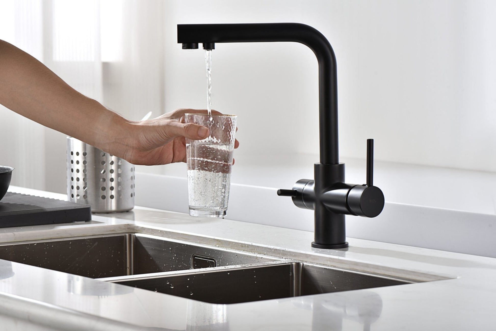 Imex - Grifo de cocina MARSELLA negro mate para osmosis - BricoandPool