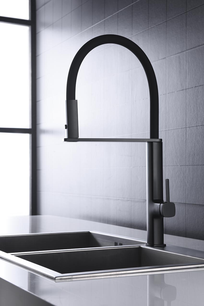 Imex - Grifo de cocina MENORCA negro mate - BricoandPool