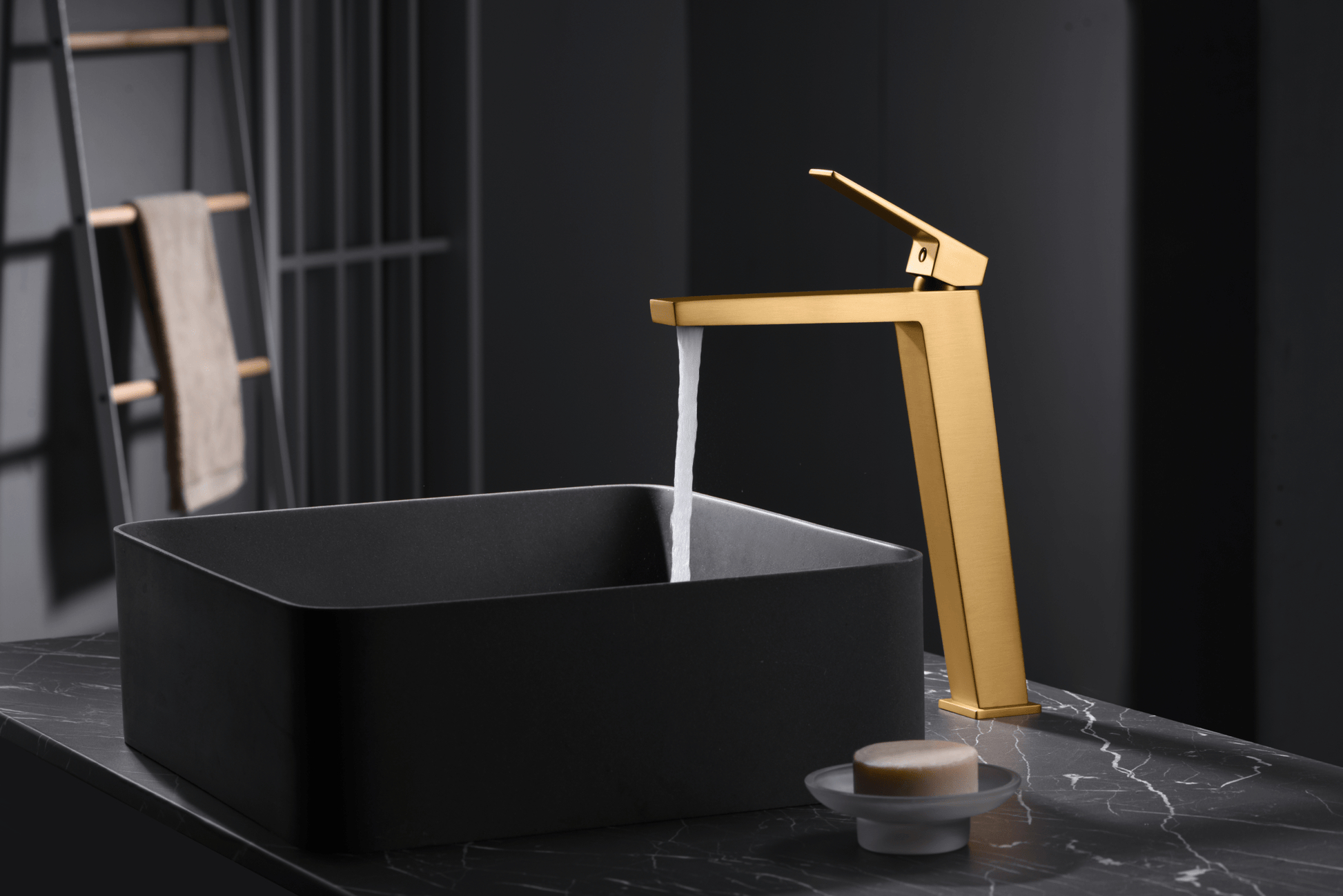 Imex - Monomando lavabo alto Art oro cepillado - BricoandPool