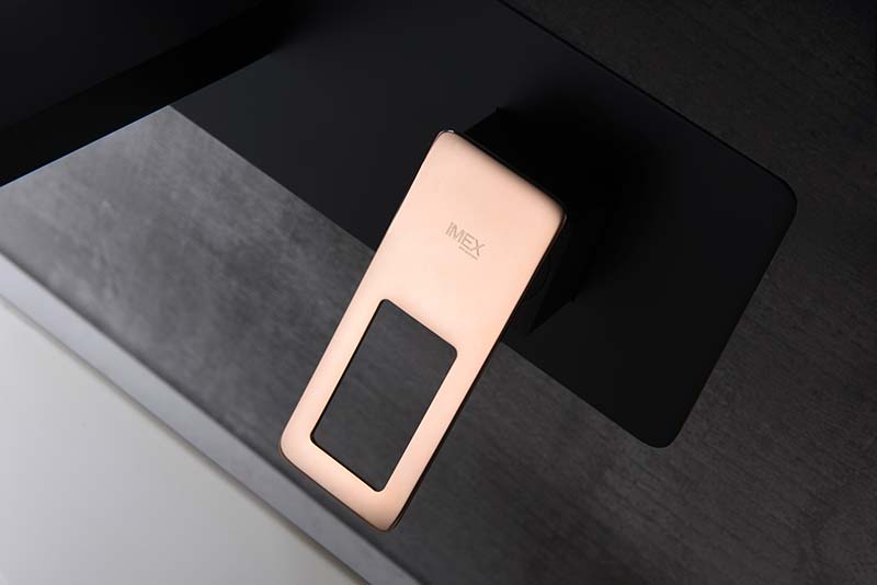 Imex - Monomando lavabo empotrado Suecia negro oro rosa - BricoandPool