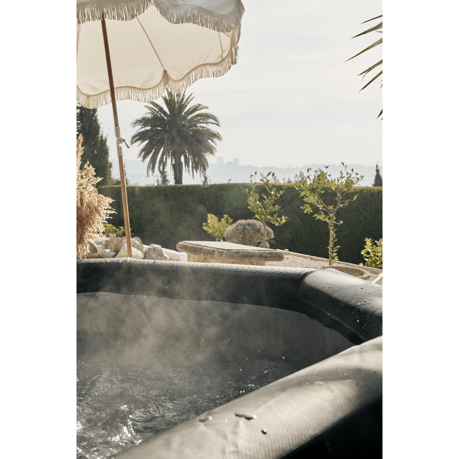 NetSpa - Spa hinchable Octopus + Mobiliario - BricoandPool