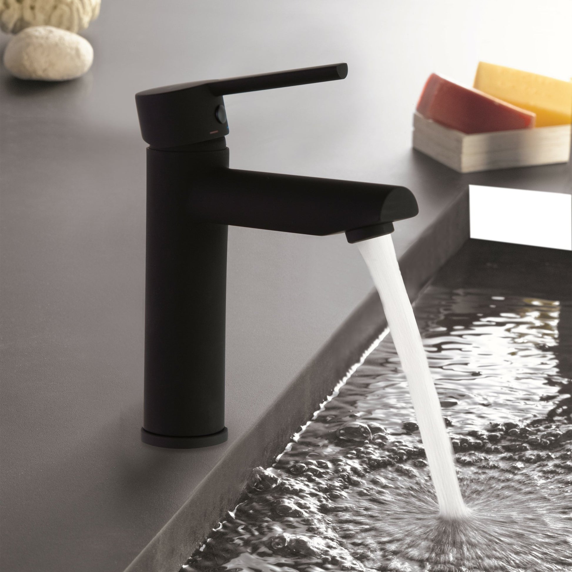 Ramon Soler - Grifo de lavabo monomando Drako negro mate - BricoandPool