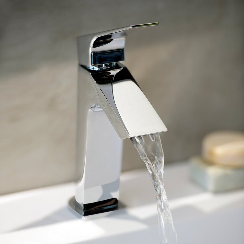 Ramon Soler - Grifo de lavabo monomando Urban Chic con salida en cascada caudal limitado 5L cromo - BricoandPool