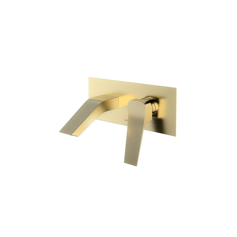 Ramon Soler - Prisma, monomando de lavabo empotrado mural con caño inclinado y placa metálica, oro cepillado - BricoandPool