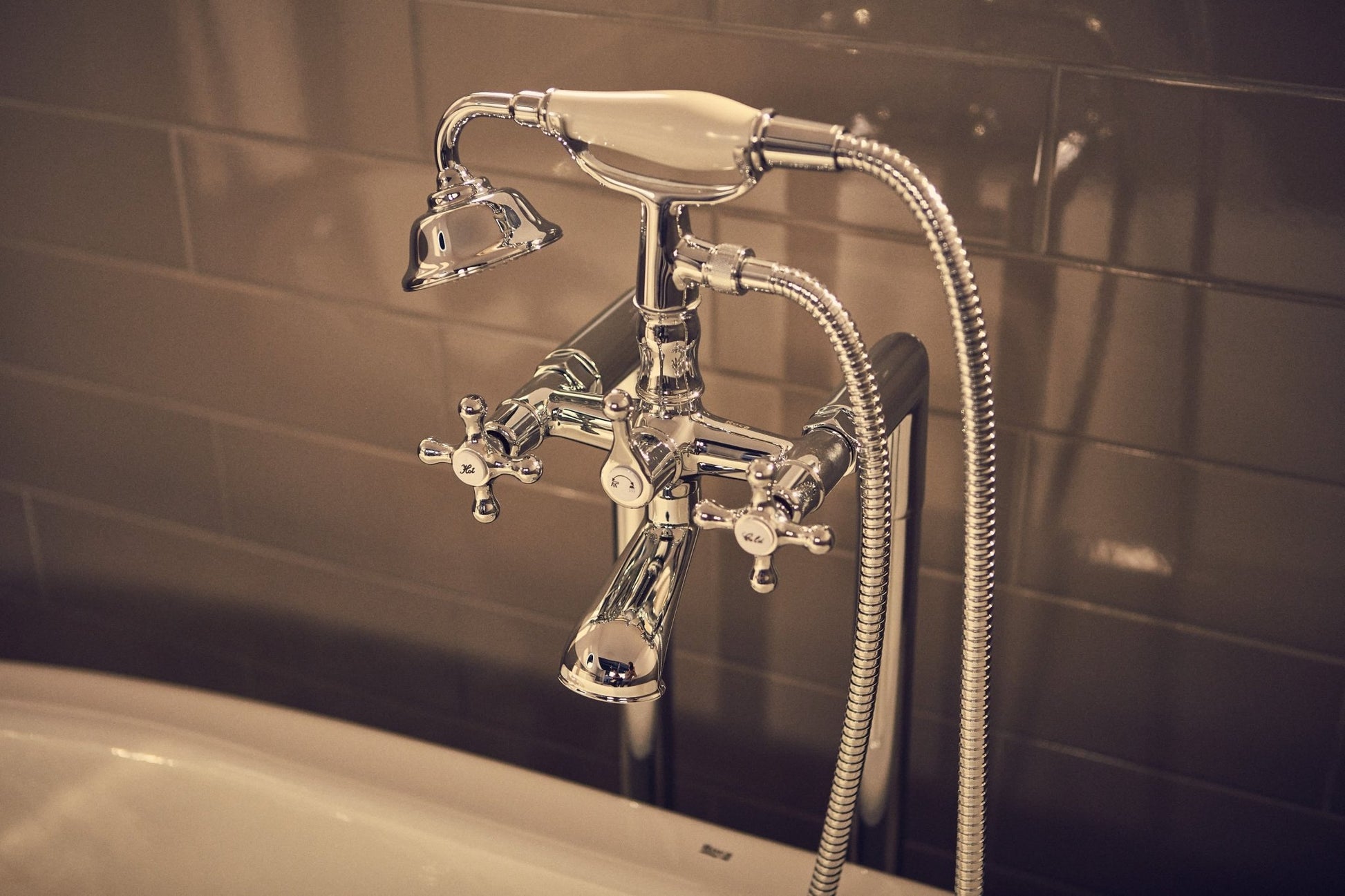 Roca - Conjunto grifo para bañera y ducha bimando Carmen A5A014BC00 - BricoandPool