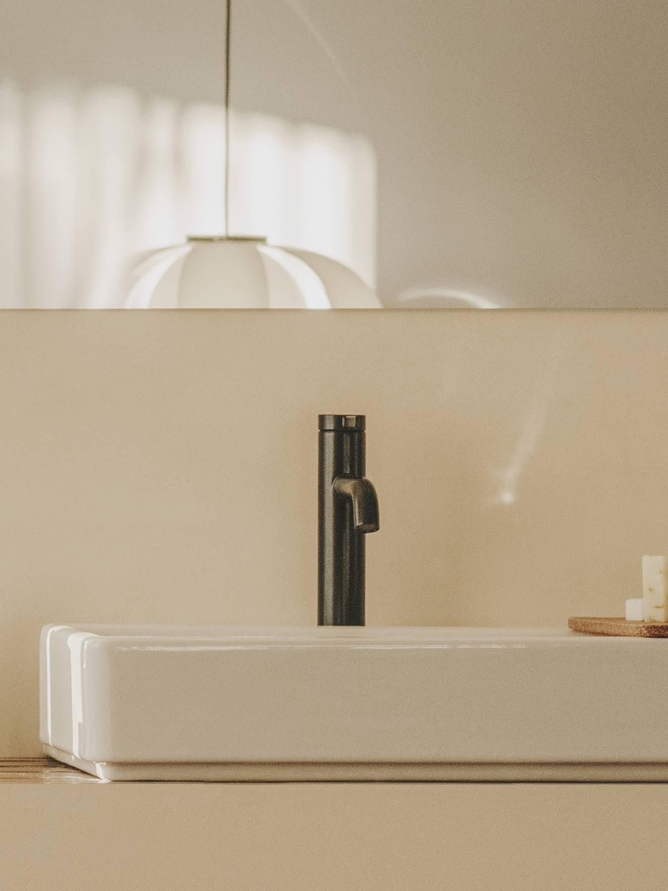 Roca - Lavabo Tura mural con dos orificios para grifería Blanco mate - BricoandPool