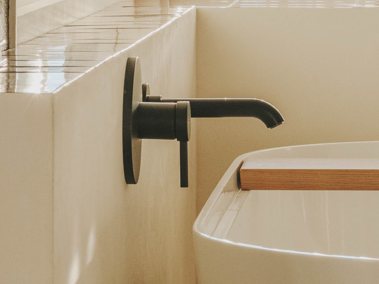 Roca - Mezclador monomando empotrable para ducha Ona Negro Mate A5A2B9ENB0. A completar con RocaBox A5A2B9ENB0 - BricoandPool